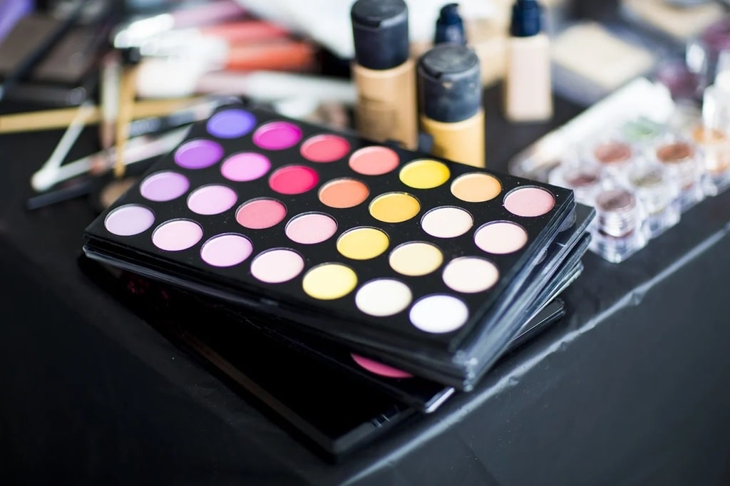 Améliorer la tenue du maquillage toute la journée